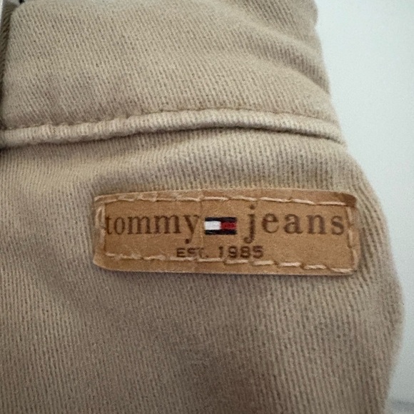 Tommy Hilfiger Women's Tan Skirt - Picture 4 of 7